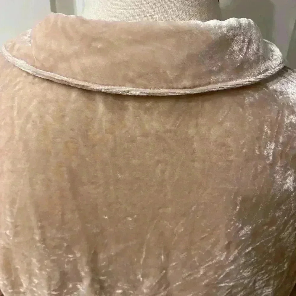 Anthropologie‎ Women's Silk Beige Soft Pullover Collared Medium Top Blue Tassel - Picture 10 of 15